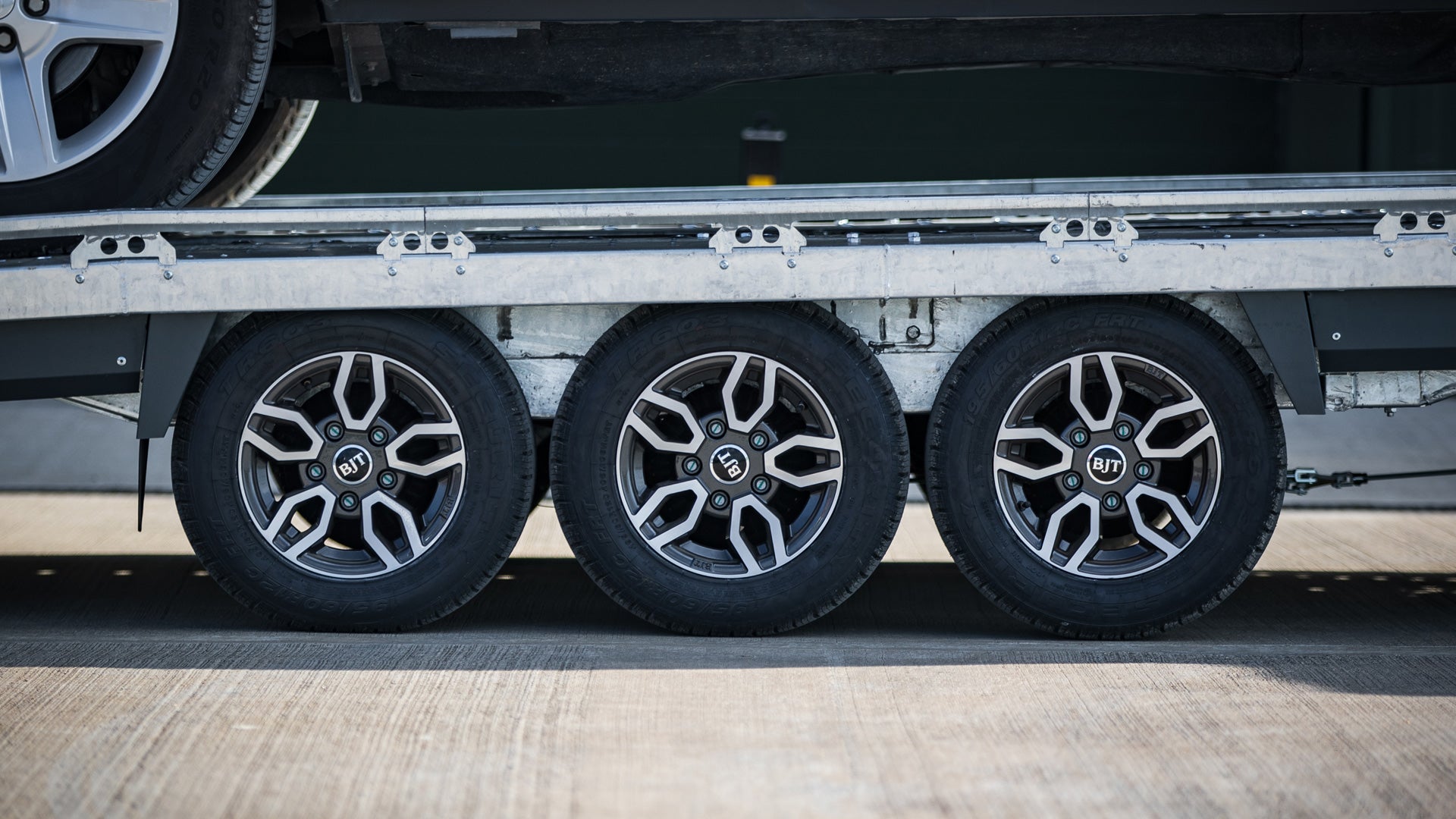 T Transporter